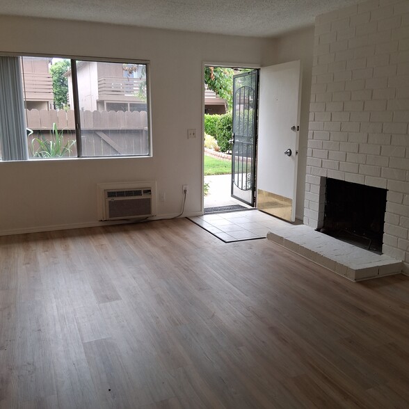 entrance from inside - 2115 1/2 S Broden St