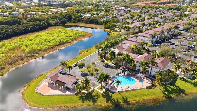 Building Photo - 4435 SW 160th Ave