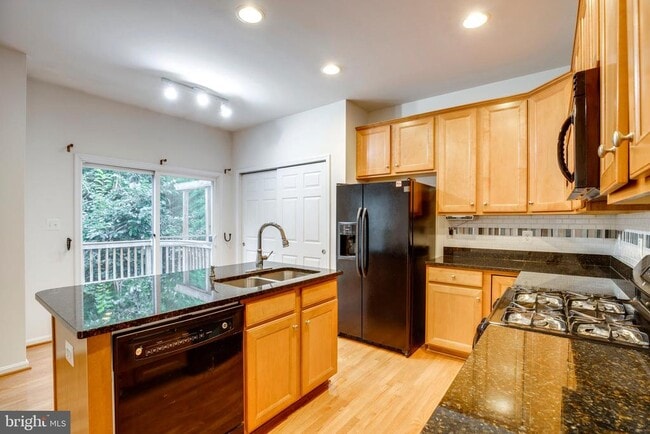 Building Photo - 8346 Leighlex Ct