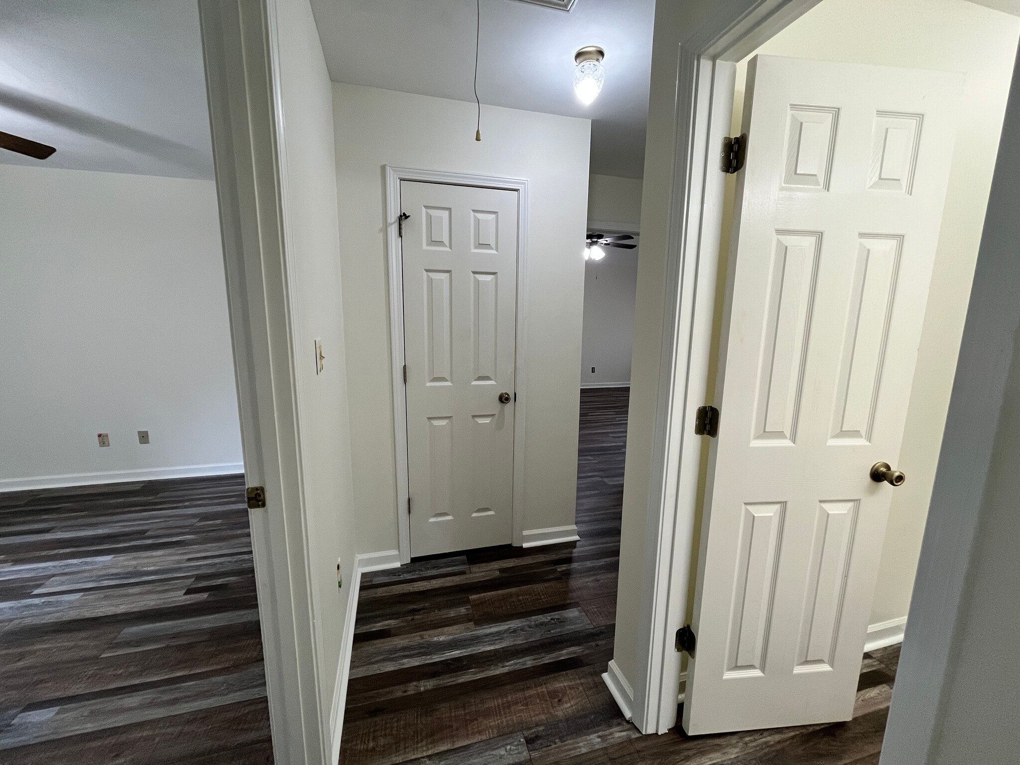 Building Photo - 10093 Fox Chase Dr