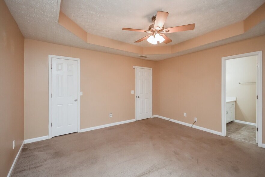 Building Photo - 130 Branchwood Dr