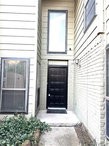 Building Photo - 2210 Jackson Cir