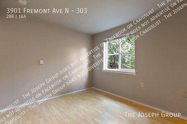 Building Photo - 3901 Fremont Ave N