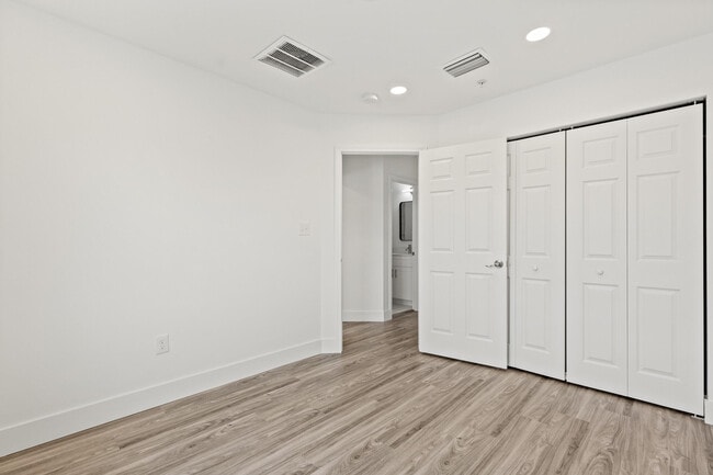 Building Photo - 4498 SW Port St Lucie Blvd