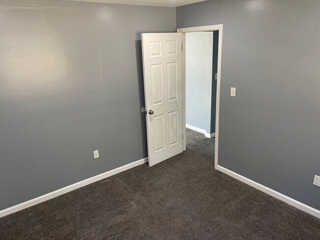 Building Photo - 1280 Lehman Ave