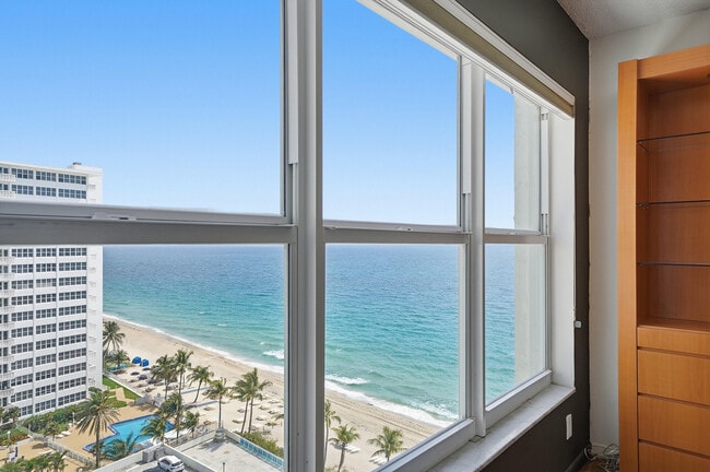 Building Photo - 3900 Galt Ocean Dr