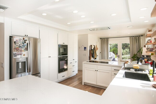 Building Photo - 947 Driftwood Cir