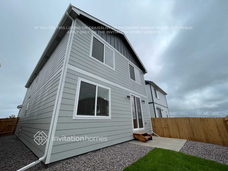 Building Photo - 13533 Arriba Dr