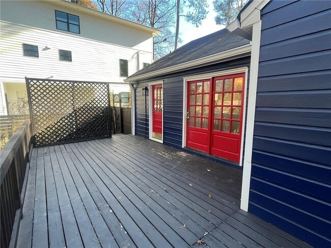 Building Photo - 1192 Kingsley Cir NE