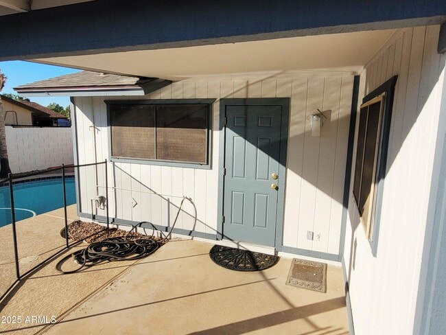 Building Photo - 2129 W Tyson St