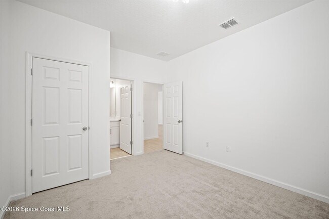 Building Photo - 2274 Middlebury Drive