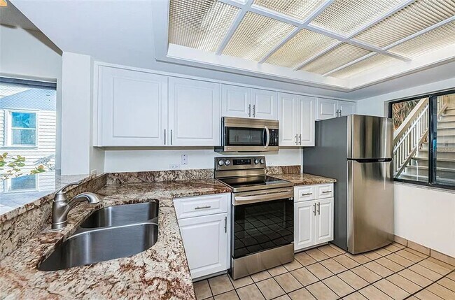 Building Photo - Beachfront Paradise in Indian Shores – Stunning Gulf & Intracoastal Views! 3bed|2bath