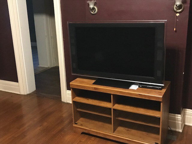 Building Photo - 624-6245 N 5th St