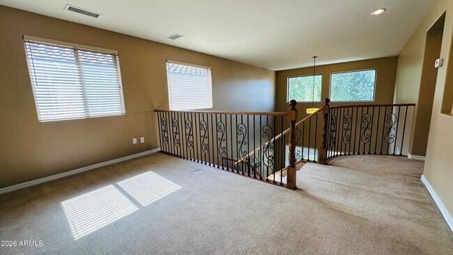 Building Photo - 2138 W Marconi Ave