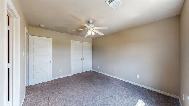 Building Photo - 6902 Appomattox Dr