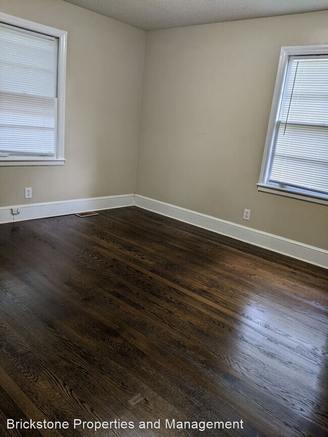 Building Photo - 3 br, 1 bath House - 9400 East WT Harris Blvd