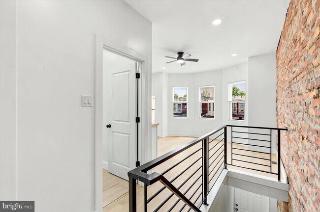 Building Photo - 4837 N 15th St