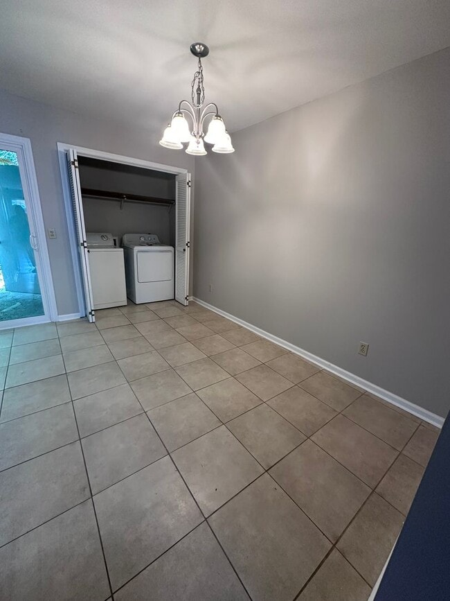 Building Photo - Daleville!   Close to the FT.  Rucker Gate!!!    LVP DOWNSTAIRS