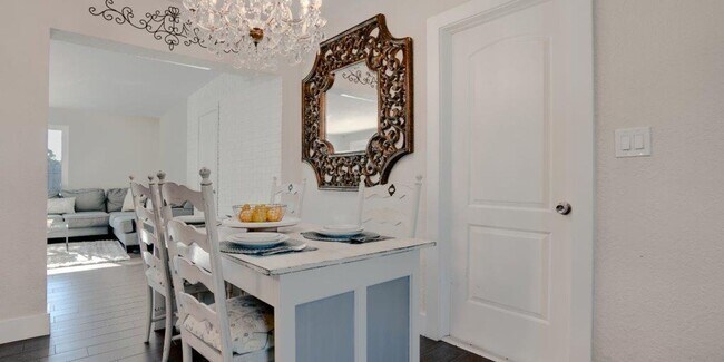 Building Photo - Step Into Sunshine: Modern Charm Meets Coa...