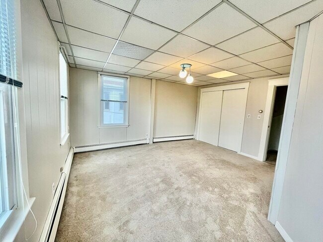 Building Photo - 17 Woodward St