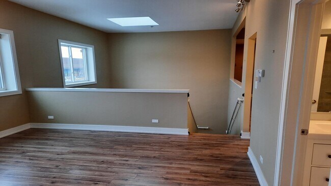 Building Photo - 1101 Dodge Ave