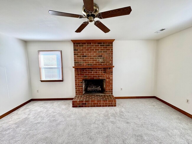 Building Photo - 5312 Ridgerun Terrace