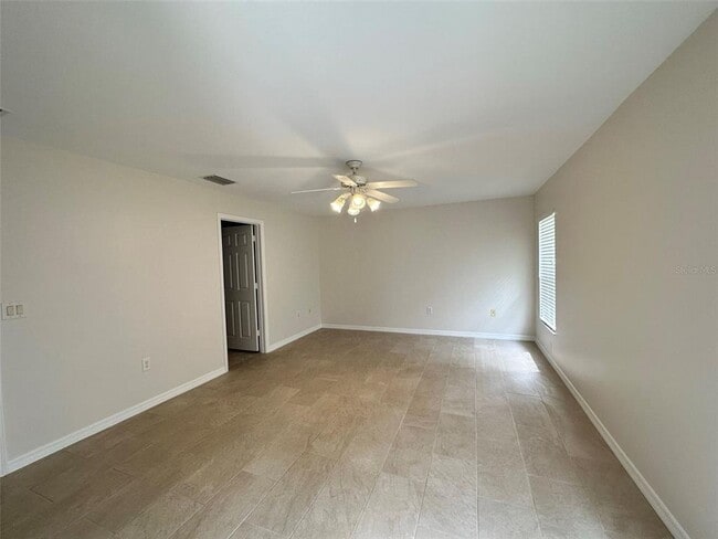 Building Photo - 1401 Vermouth Ln