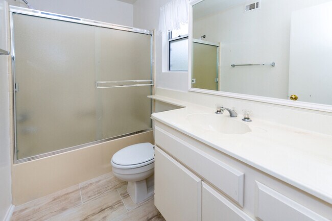 Building Photo - 28114 Seco Canyon Rd