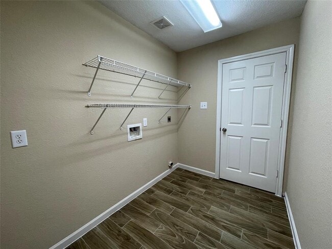Building Photo - 6110 Moran Crest Dr