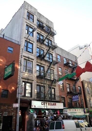 Building Photo - 174 Hester
