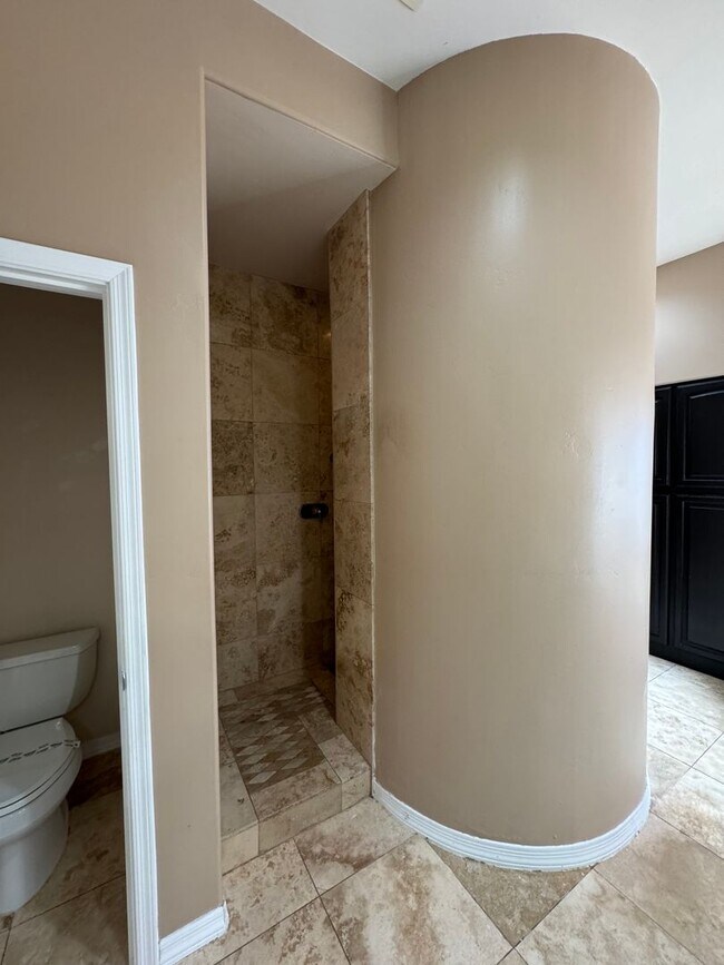 Building Photo - Stunning 4 bedroom custom home Mesa