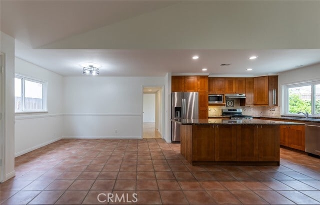 Building Photo - 33182 Santiago Dr