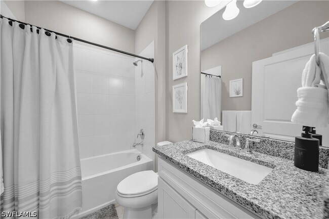 Building Photo - 19649 Aqua View Ln