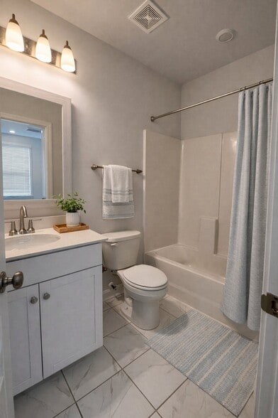 Building Photo - 185 Omalley Dr