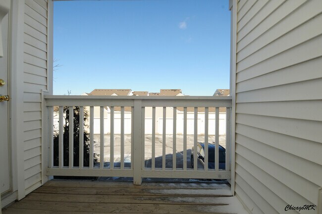 Building Photo - 917 Silverstone Dr