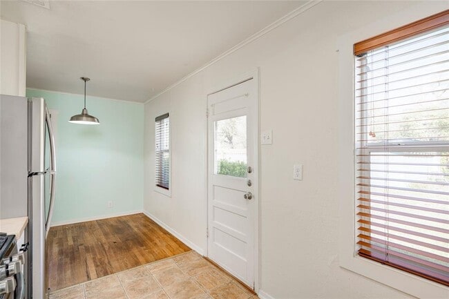 Building Photo - 4804 Tanney St