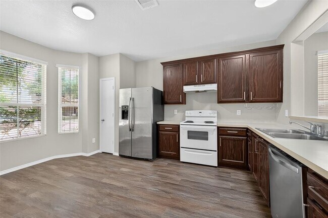 Building Photo - 16735 Libson Falls Dr