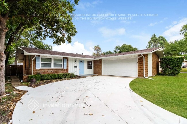 Building Photo - 920 S Waterview Dr