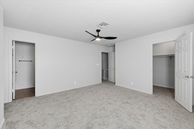 Building Photo - 3283 Dawnflower St