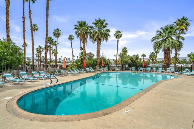 Building Photo - 117 Aliso Dr