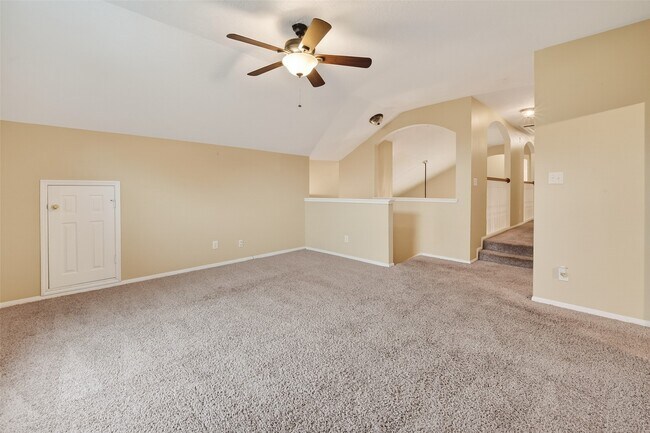 Building Photo - 2203 Lakewind Ln