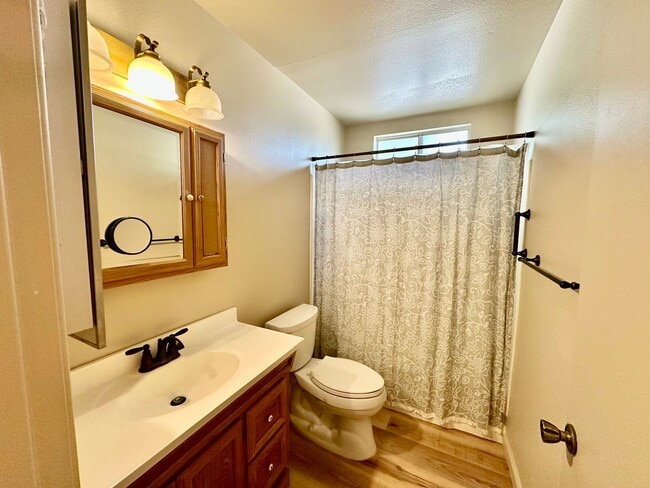 Building Photo - 2 BEDROOM 1 BATH HOME IN 55+ SENIOR COMMUNITY