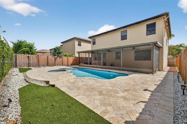 Building Photo - 11561 SW 232nd Ln