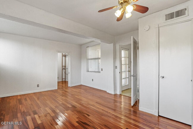 Building Photo - 3410 N Stanton St