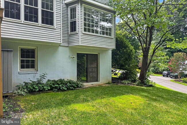 Building Photo - 11620 Havenner Rd