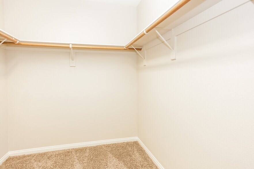 Building Photo - 3958 Russet Plains St