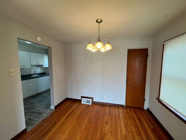 Building Photo - 9813 Lullaby Ln