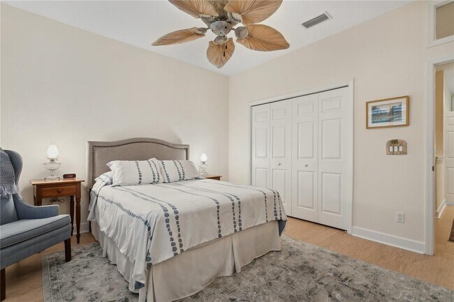 Building Photo - 6319 Vista Verde Dr W