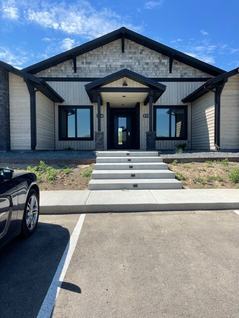 Building Photo - 31 Highnoon Way