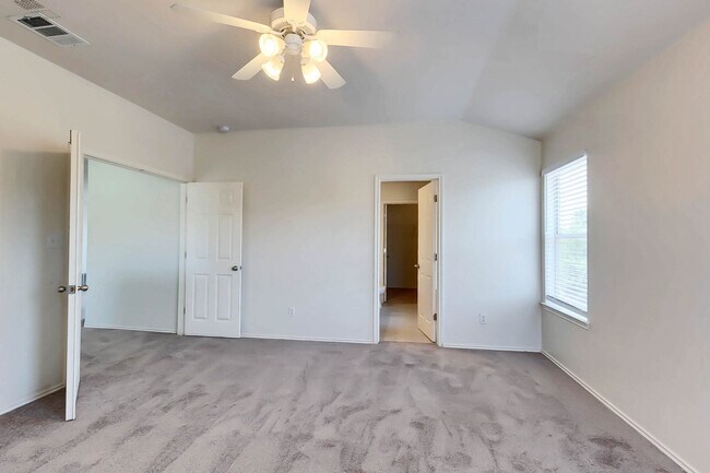 Building Photo - 10900 Gerald Allen Loop